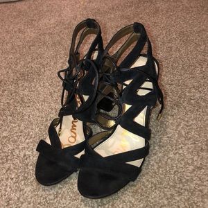 Sam Edelman black heels!!